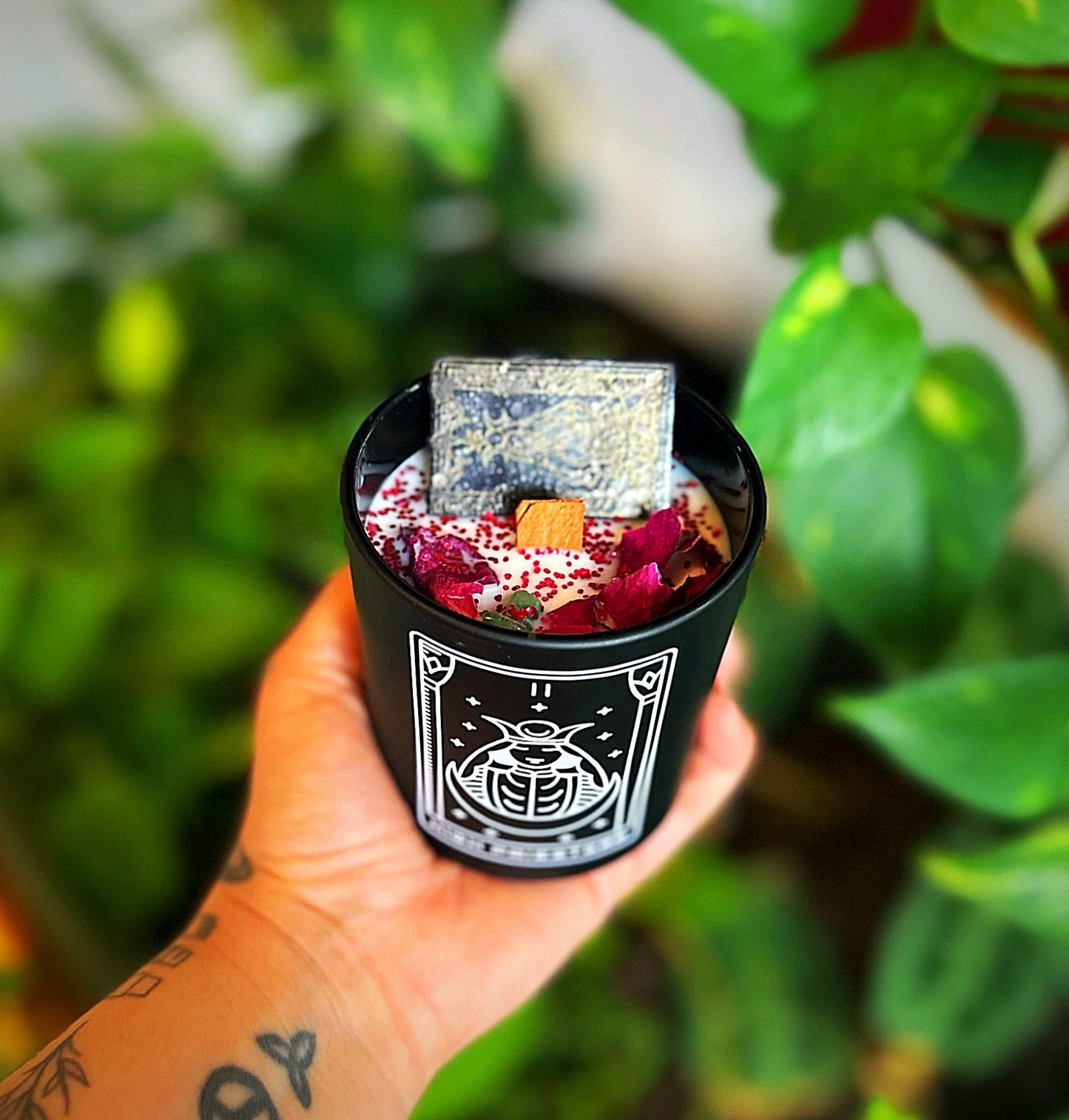 The high priestess candle