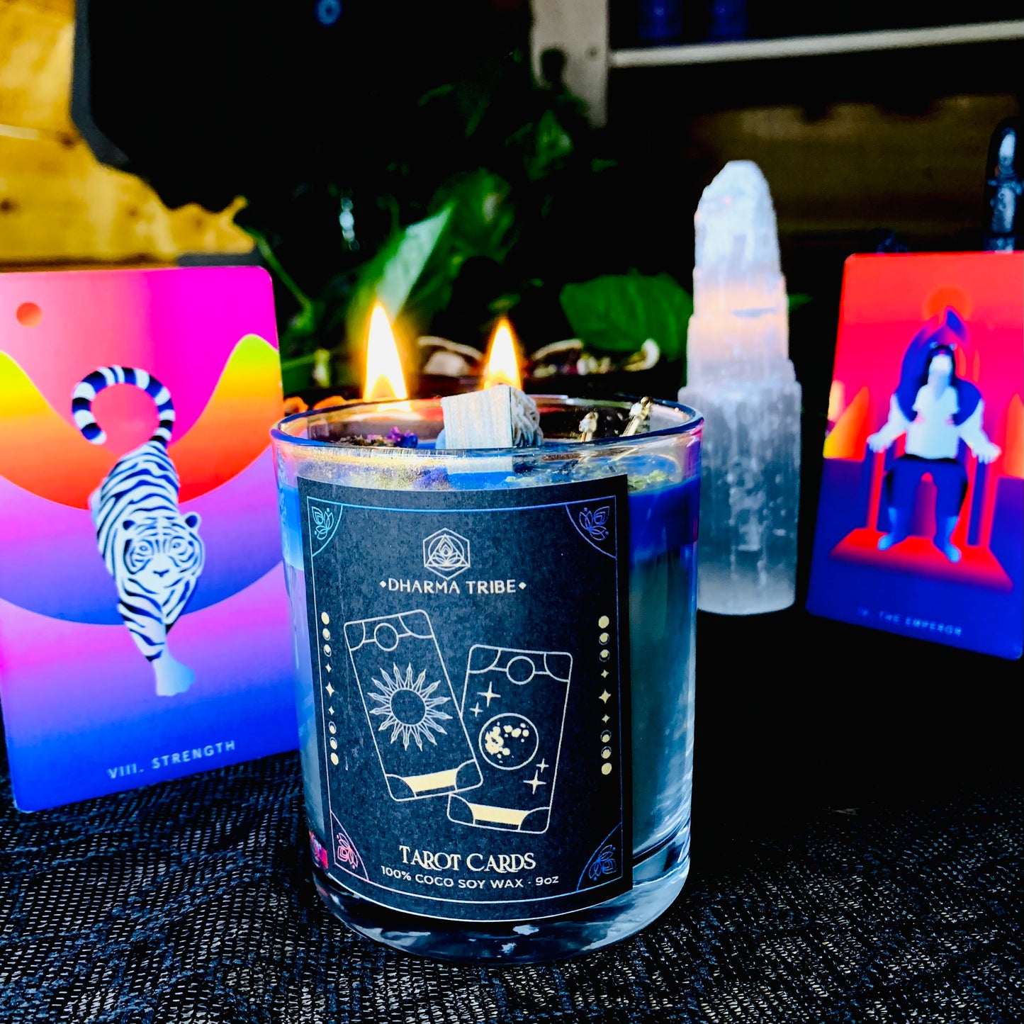 Tarot cards candle